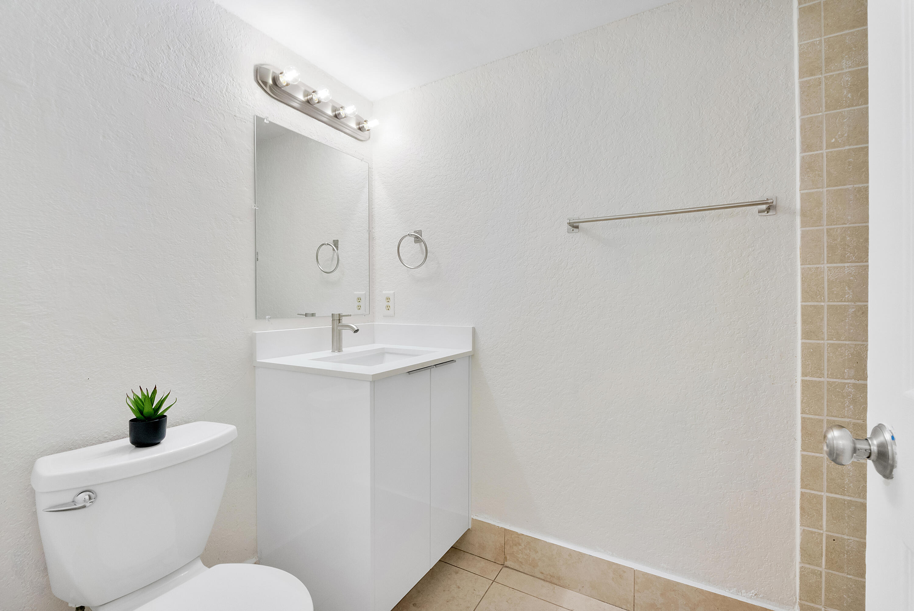 CITATION WAY CONDO - Residential Lease