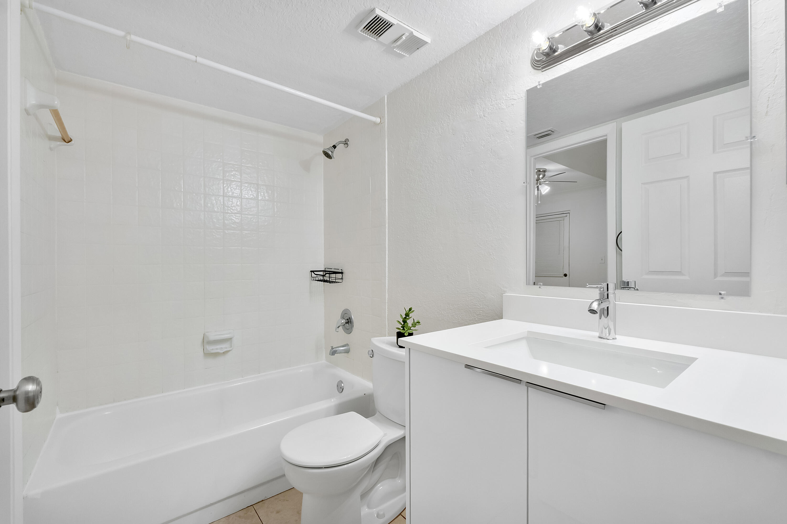 CITATION WAY CONDO - Residential Lease