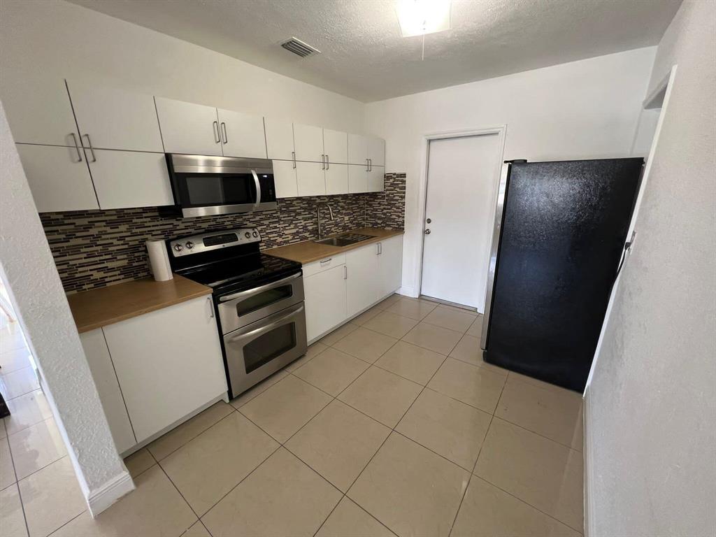 MERLIN PARK REV - Residential