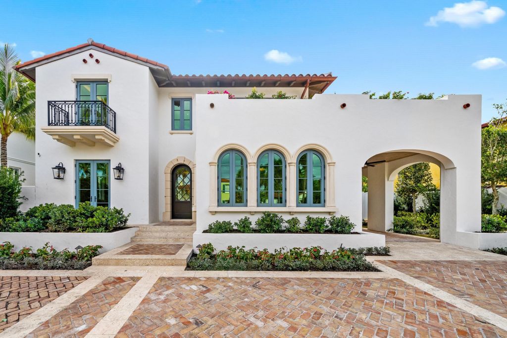 Photo of 350 Seabreeze Avenue, Palm Beach, FL 33480 (MLS # R11156165)