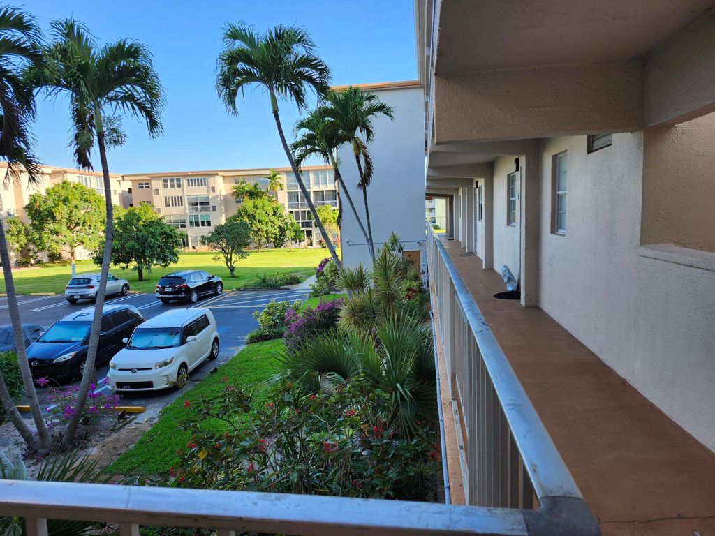 Photo of 230 NE 26th Avenue #216, Boynton Beach, FL 33435 (MLS # R11092107)