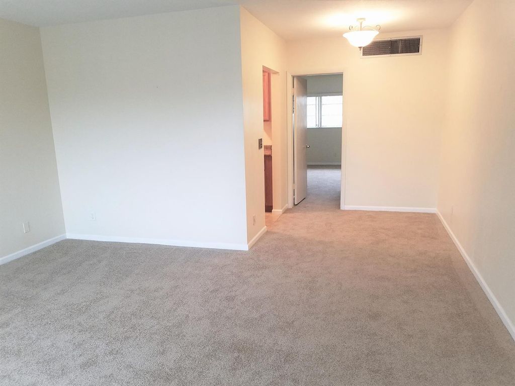 Photo of 2303 S Federal Highway #19, Boynton Beach, FL 33435 (MLS # F10438969)