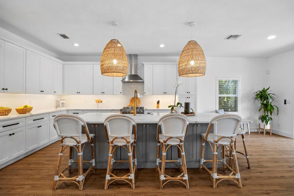 Photo of 206 Umbrella Place, Jupiter, FL 33458 (MLS # R10960145)