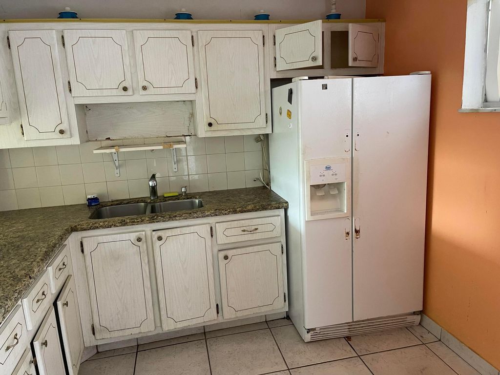 Photo of 2606 S Garden Dr #107, Lake Worth, FL 33461 (MLS # B26013576)