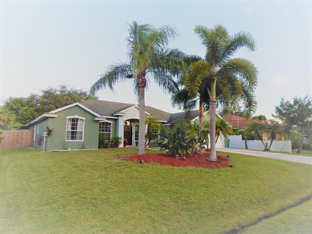Photo of 3109 SW Dimattia Street, Port Saint Lucie, FL 34953 (MLS # R10754994)