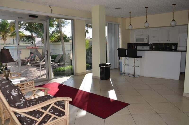 STARLIGHT TOWERS CONDO - Residential Lease