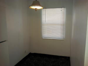 FOREST HILL VILLAS GARDEN - Residential Lease