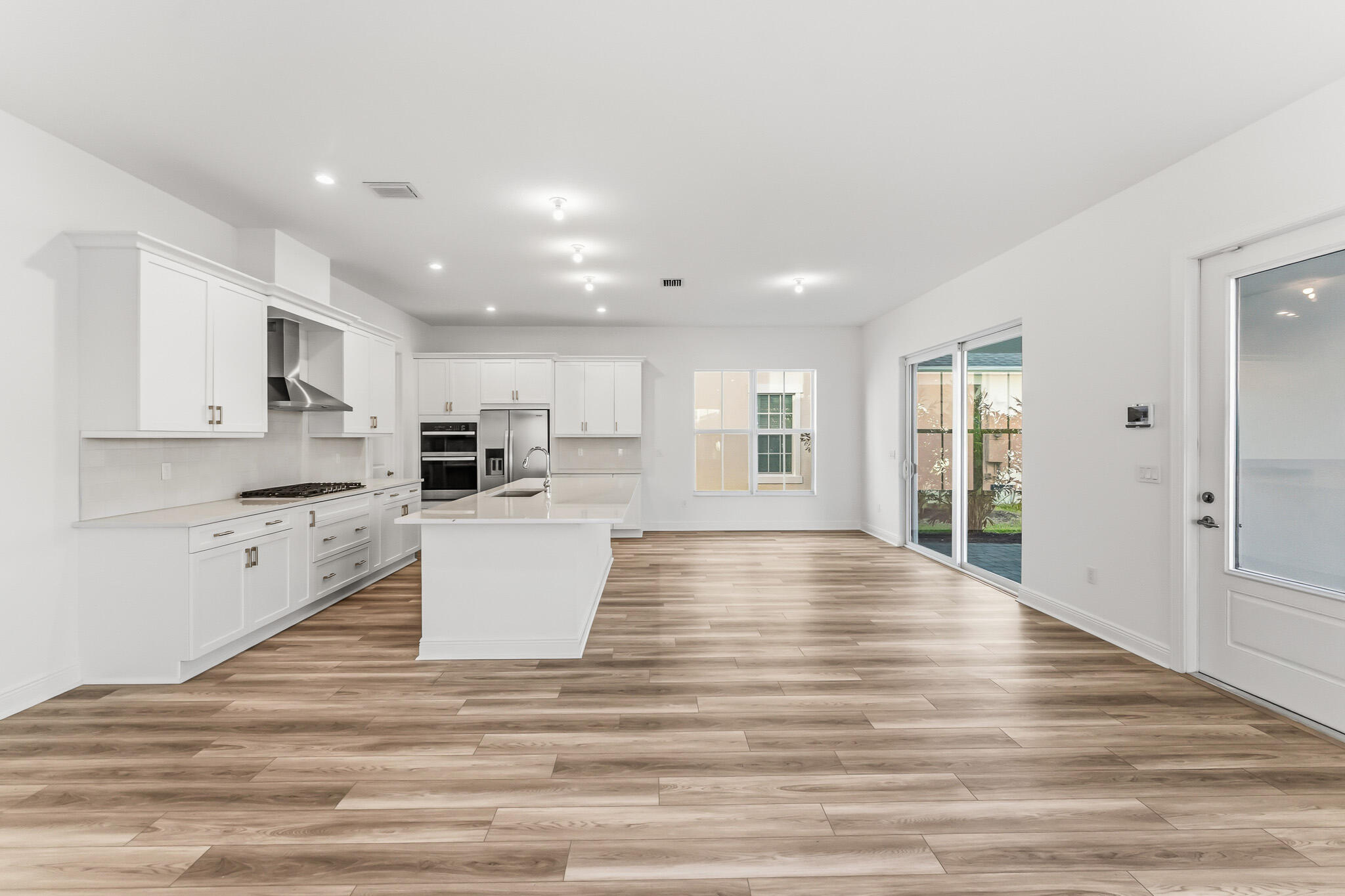 7933 SW Cline Street