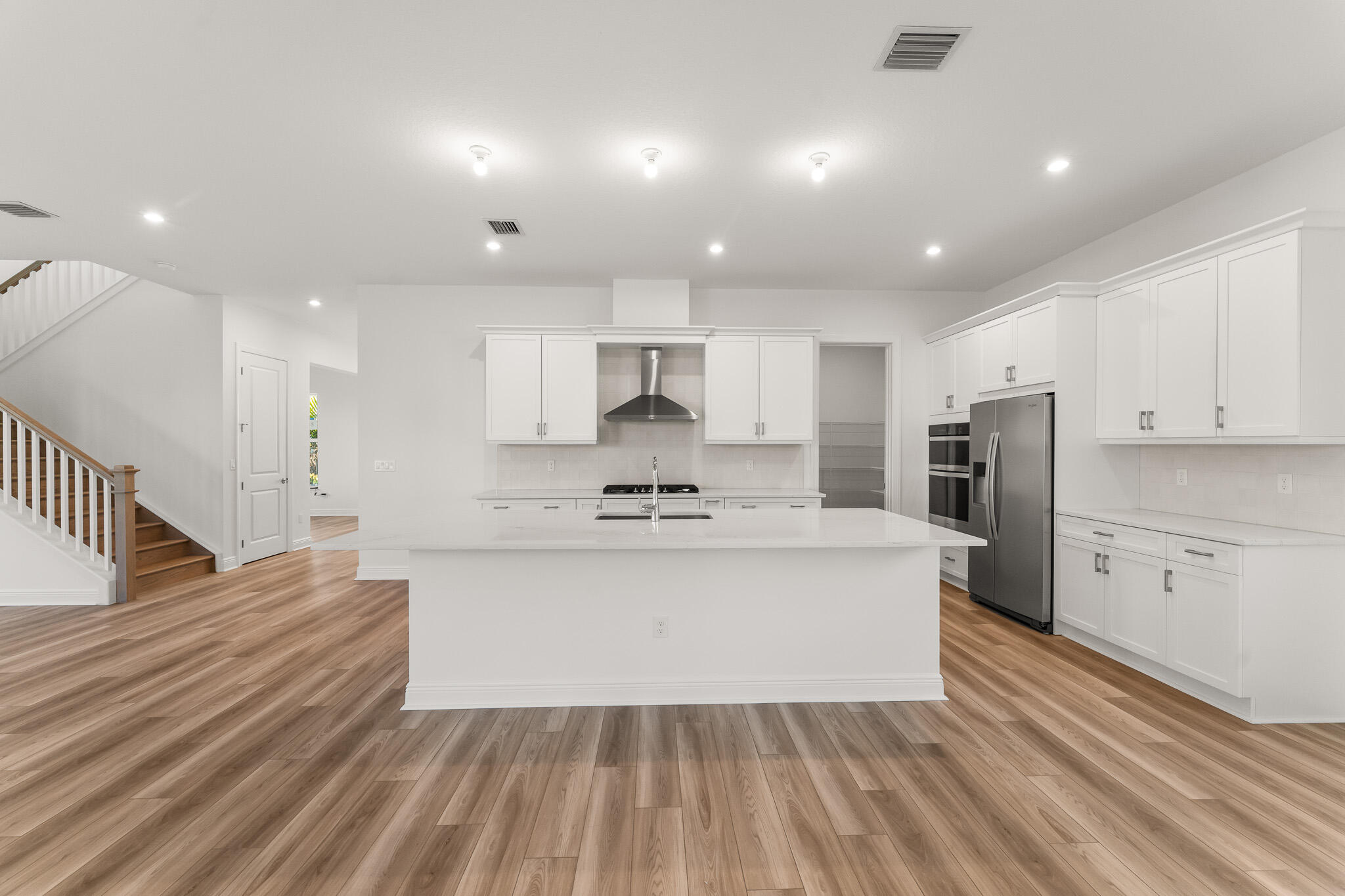 7933 SW Cline Street