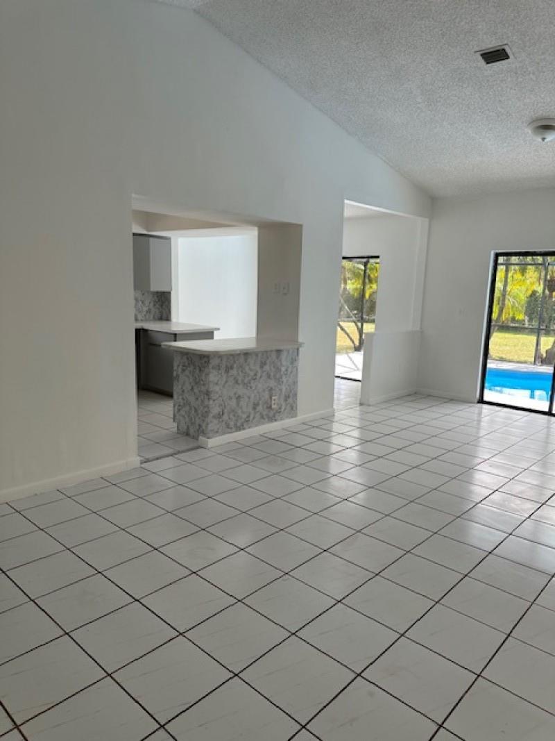 Redlands - Residential Lease