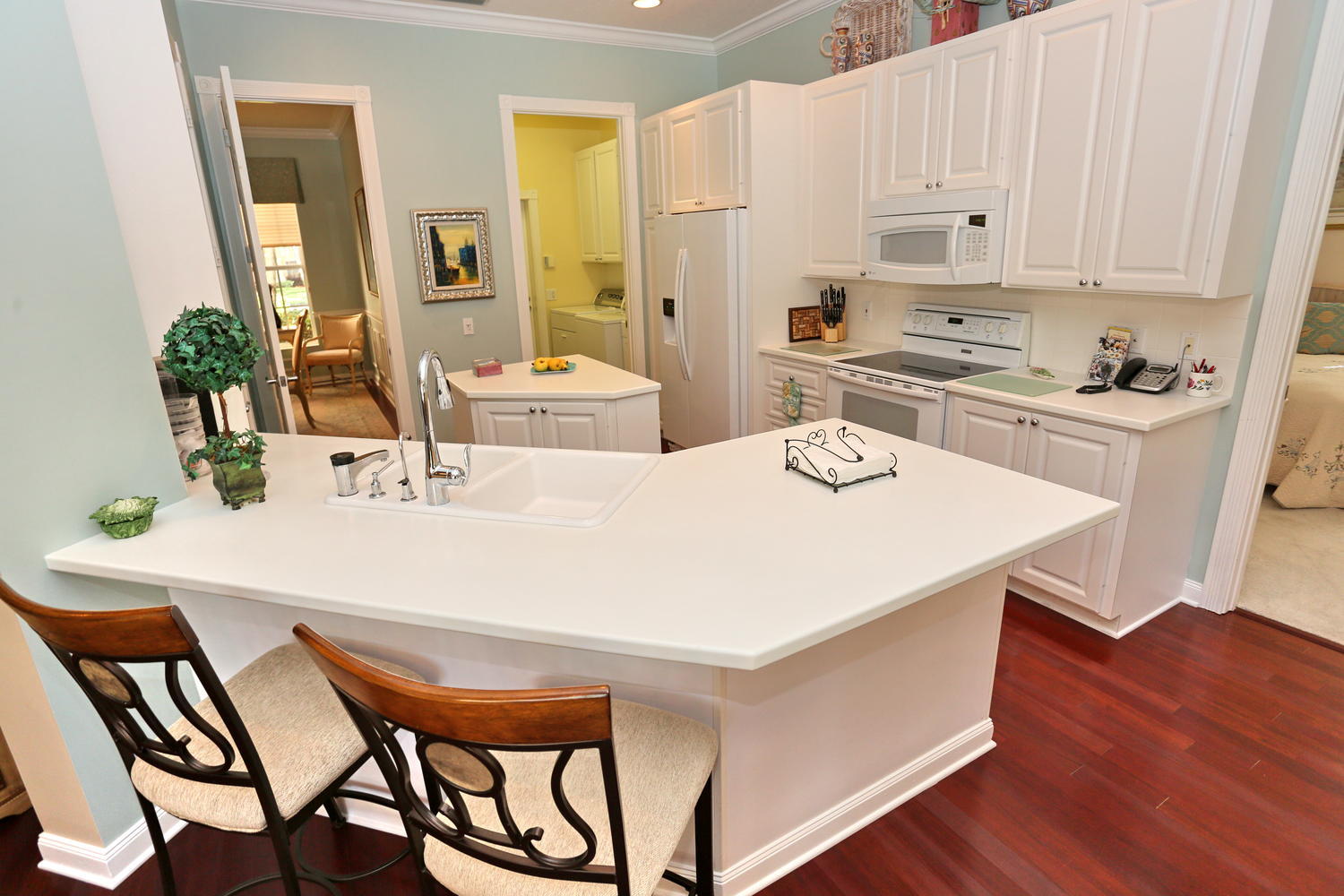 BREAKERS WEST - Residential