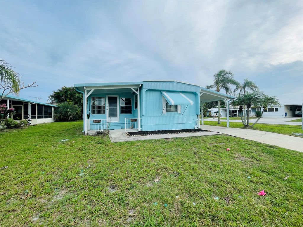 Photo of 7108 SE Seahawk Street, Hobe Sound, FL 33455 (MLS # R10954276)