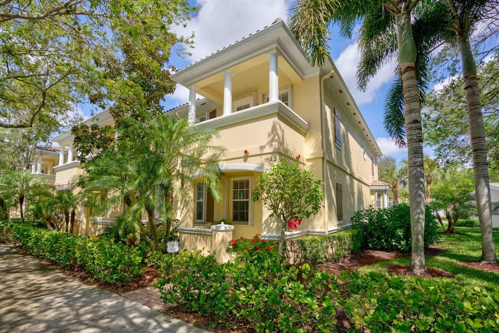 Photo of 1643 W Frederick Small Road, Jupiter, FL 33458 (MLS # R10784766)