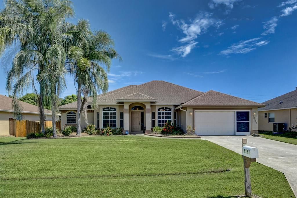 Photo of 3337 SW Foremost Drive, Port Saint Lucie, FL 34953 (MLS # R10751070)