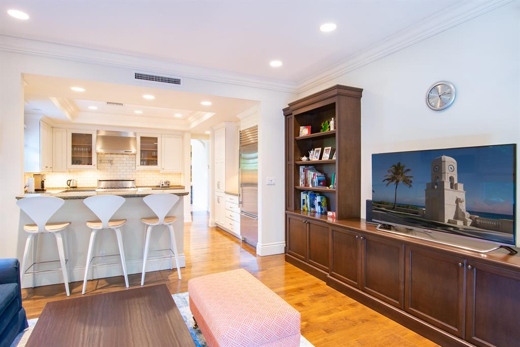 CHILEAN CONDOMINIUM OF PA - Residential