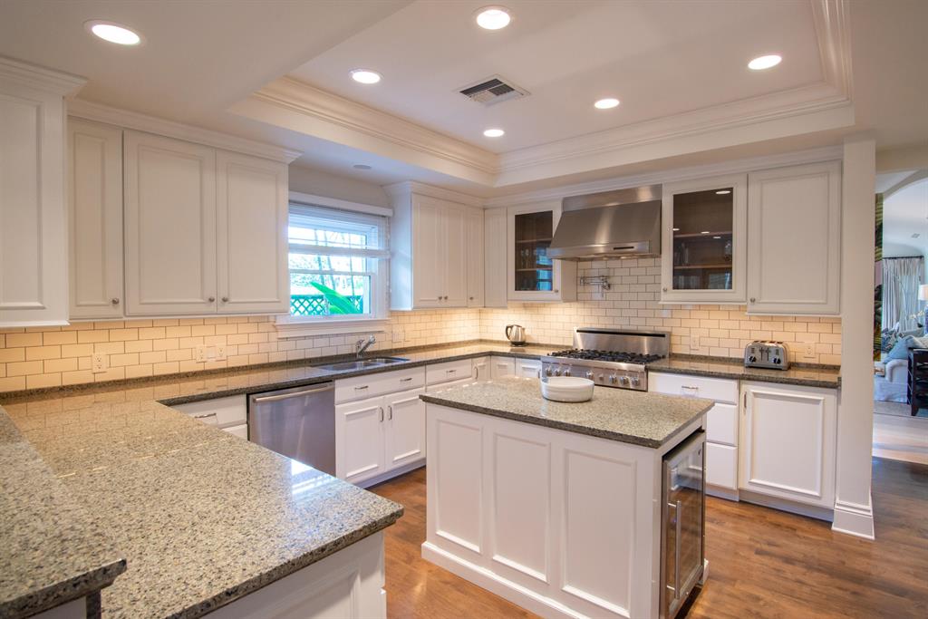 CHILEAN CONDOMINIUM OF PA - Residential