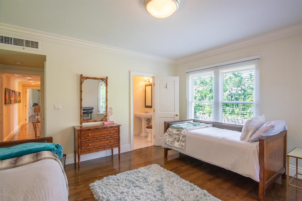 CHILEAN CONDOMINIUM OF PA - Residential