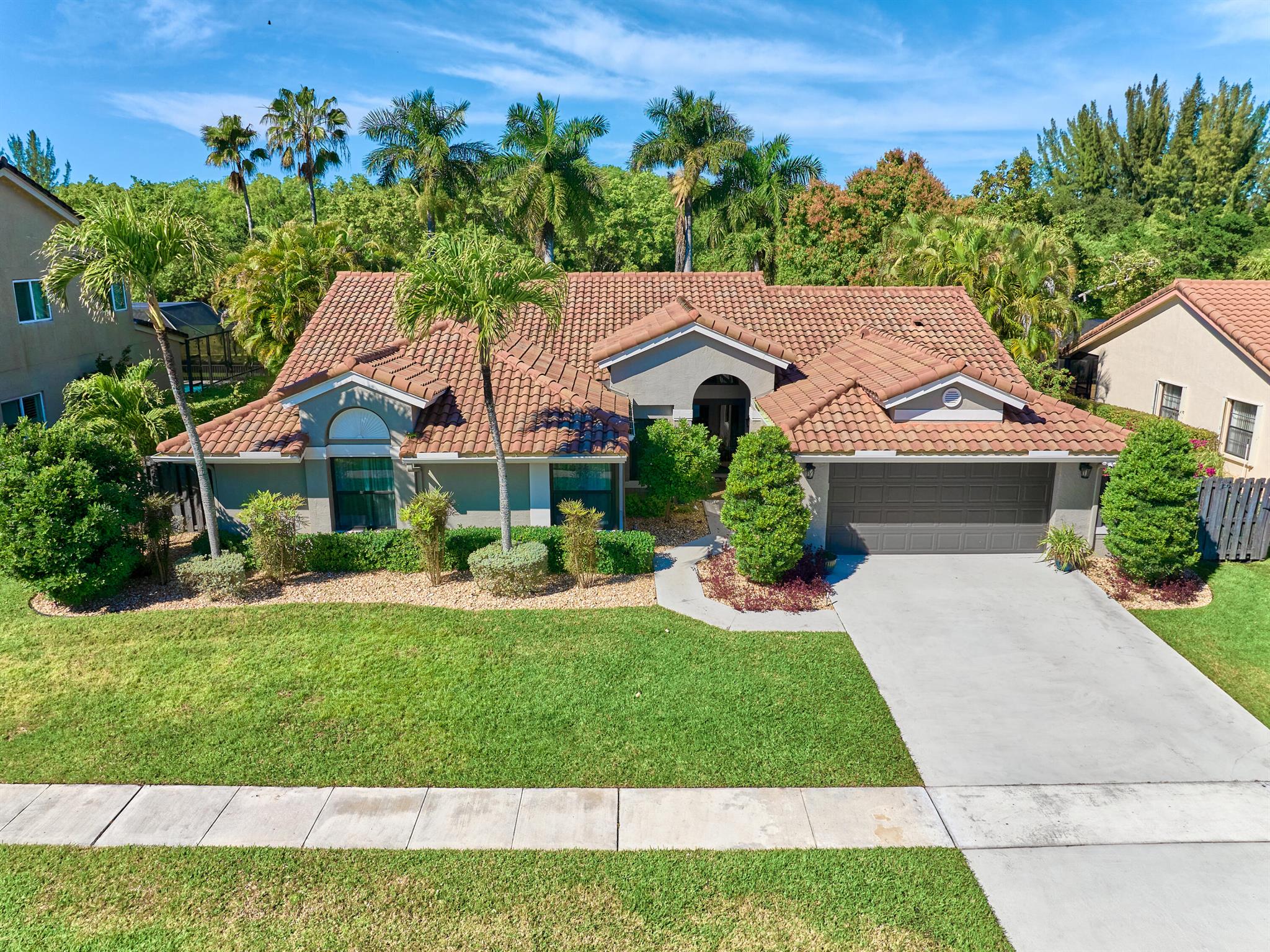 11818 Island Lakes Lane