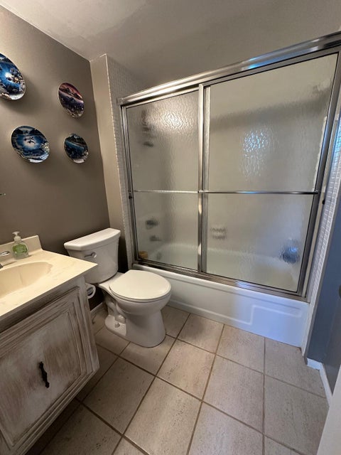Tiny photo for 115 Royal Pk Drive #2g, Oakland Park, FL 33309 (MLS # B26035906)