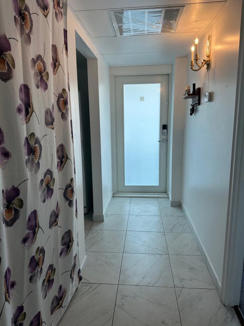 Tiny photo for 115 Royal Pk Drive #2g, Oakland Park, FL 33309 (MLS # B26035906)