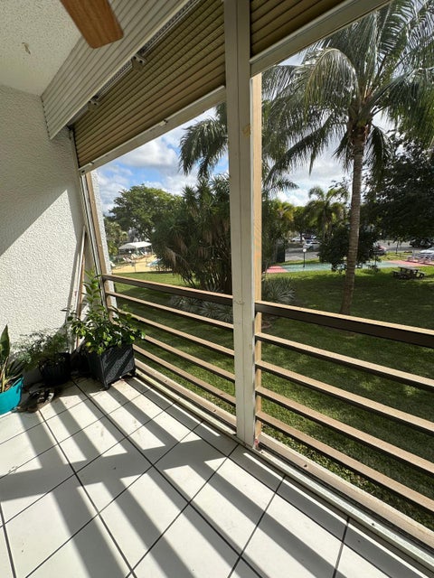 Tiny photo for 115 Royal Pk Drive #2g, Oakland Park, FL 33309 (MLS # B26035906)