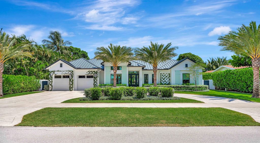 Photo of 109 NE 9th Street, Delray Beach, FL 33444 (MLS # R11167206)