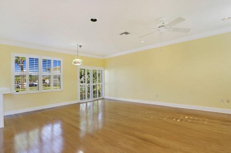 LAUREL OAKS - Residential Lease