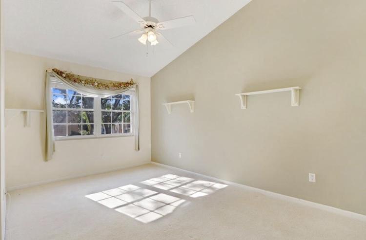 LAUREL OAKS - Residential Lease