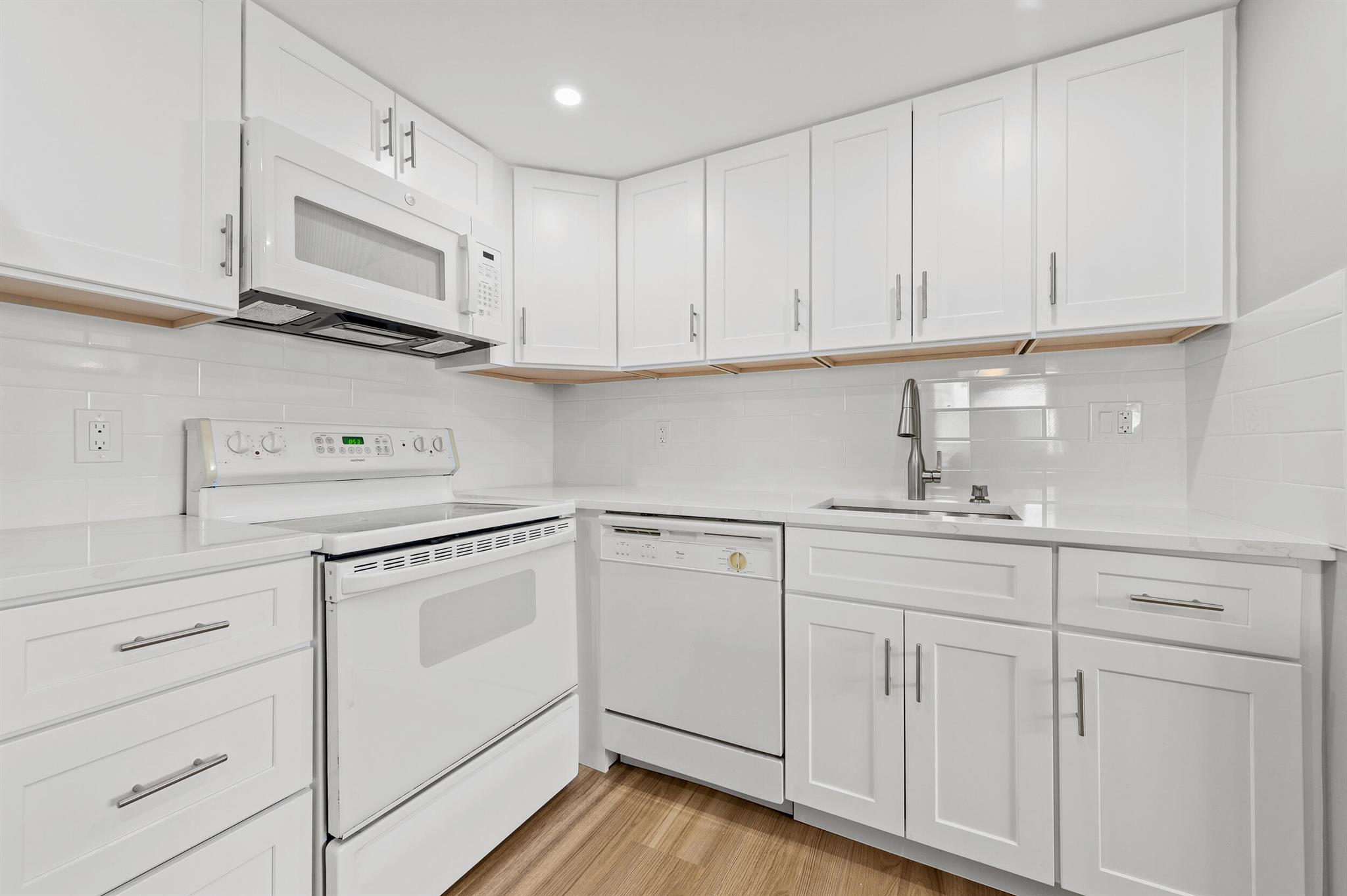 KINGS POINT FLANDERS CONDOS - Residential Lease