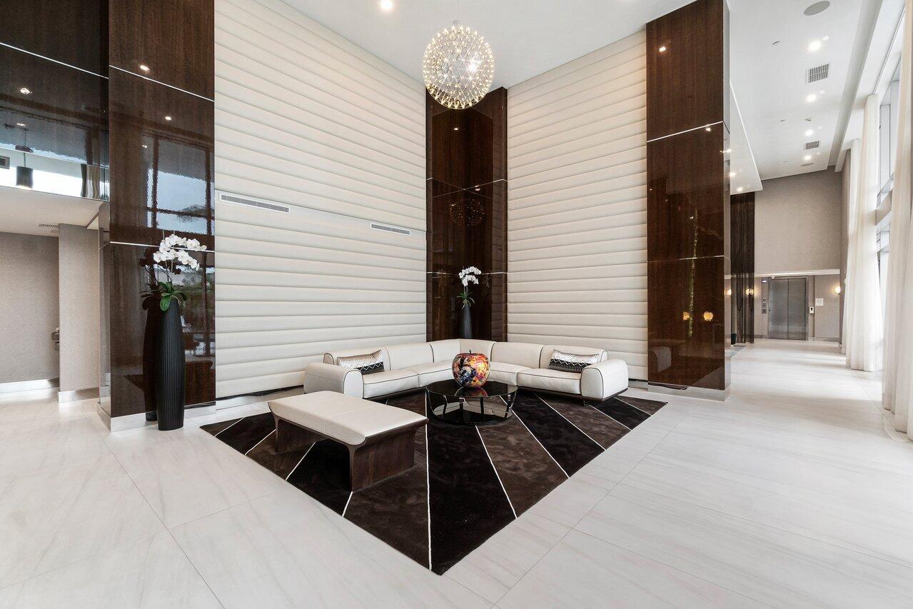 TOWER 155 CONDO - Residential
