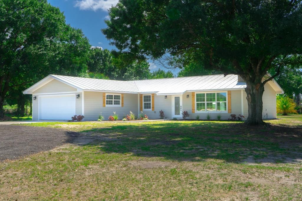 Photo of 25710 Orange Avenue, Fort Pierce, FL 34945 (MLS # R10712133)