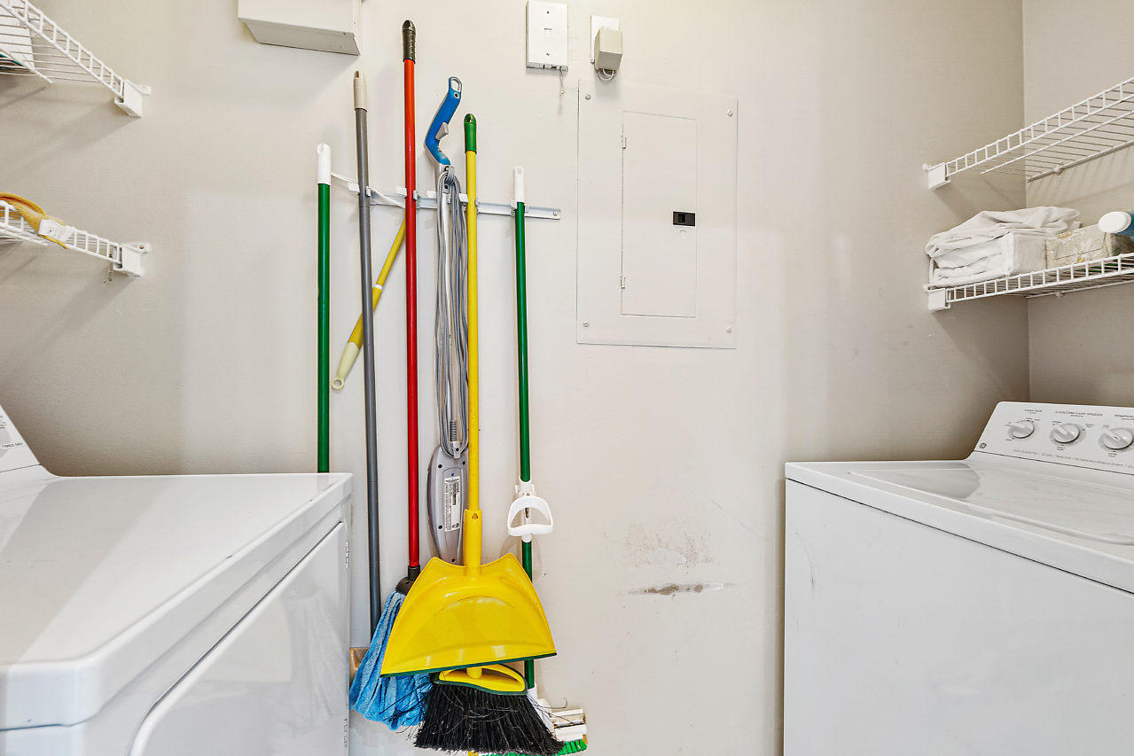 ST ANDREWS AT POLO CLUB - Residential