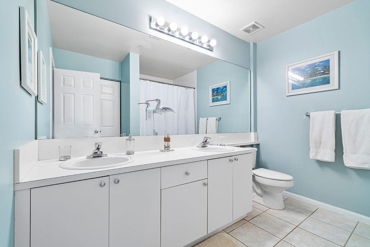 ST ANDREWS AT POLO CLUB - Residential