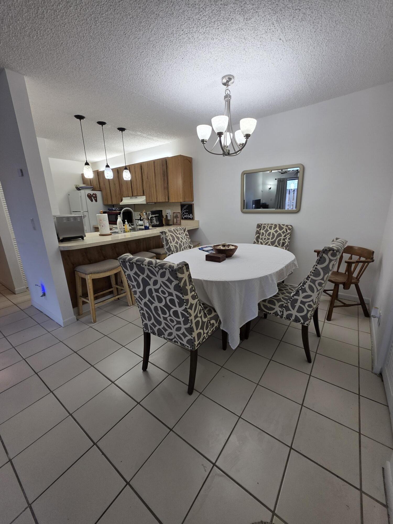 GLENBROOK CONDO - Residential Lease