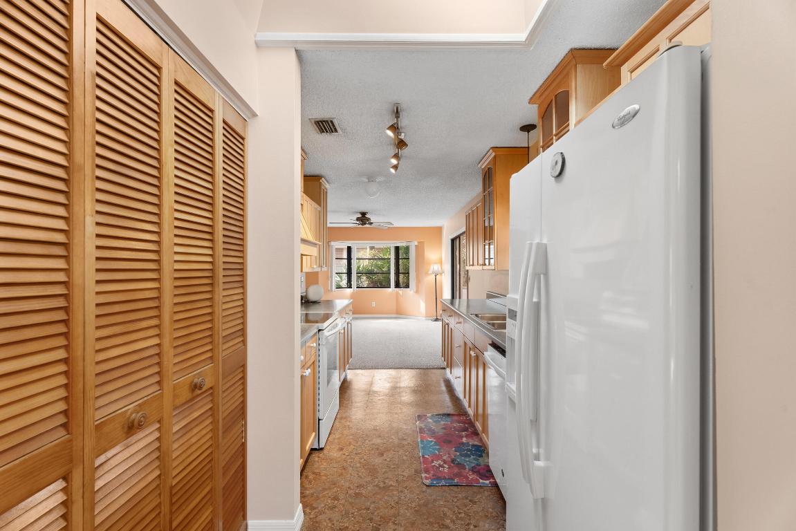 SEBASTIAN HIGHLANDS UNIT 15 - Residential