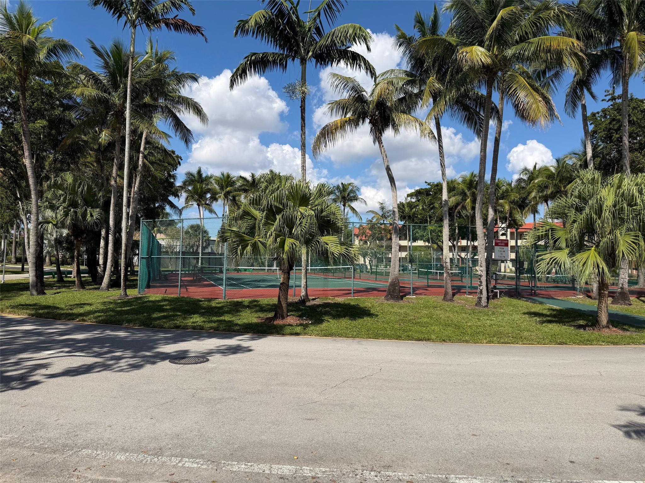 Sunrise Lakes Phase 1 - Residential