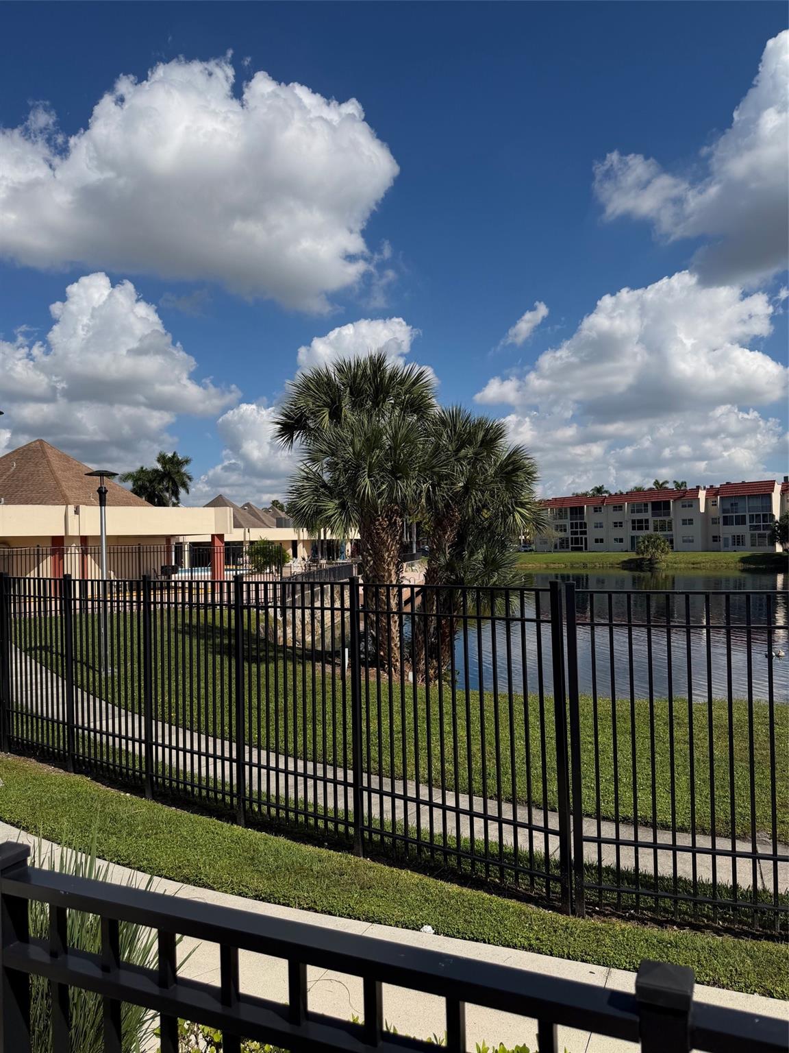 Sunrise Lakes Phase 1 - Residential