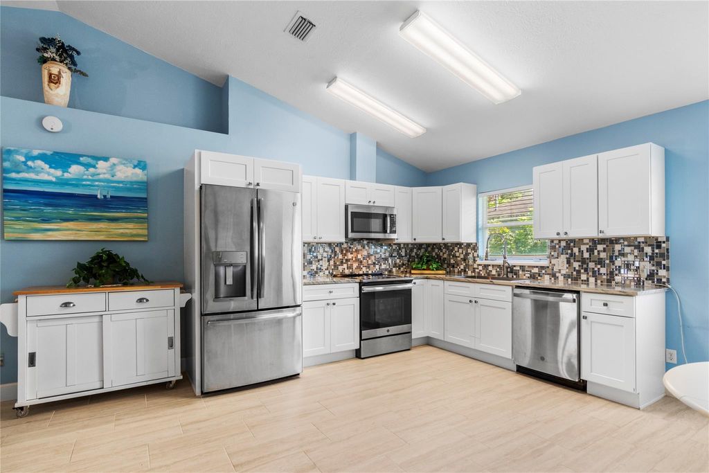 Photo of 2420 88th Avenue, Vero Beach, FL 32966 (MLS # F10463481)