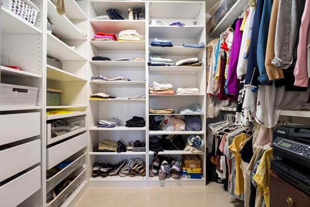 VOYAGER CONDO - Residential