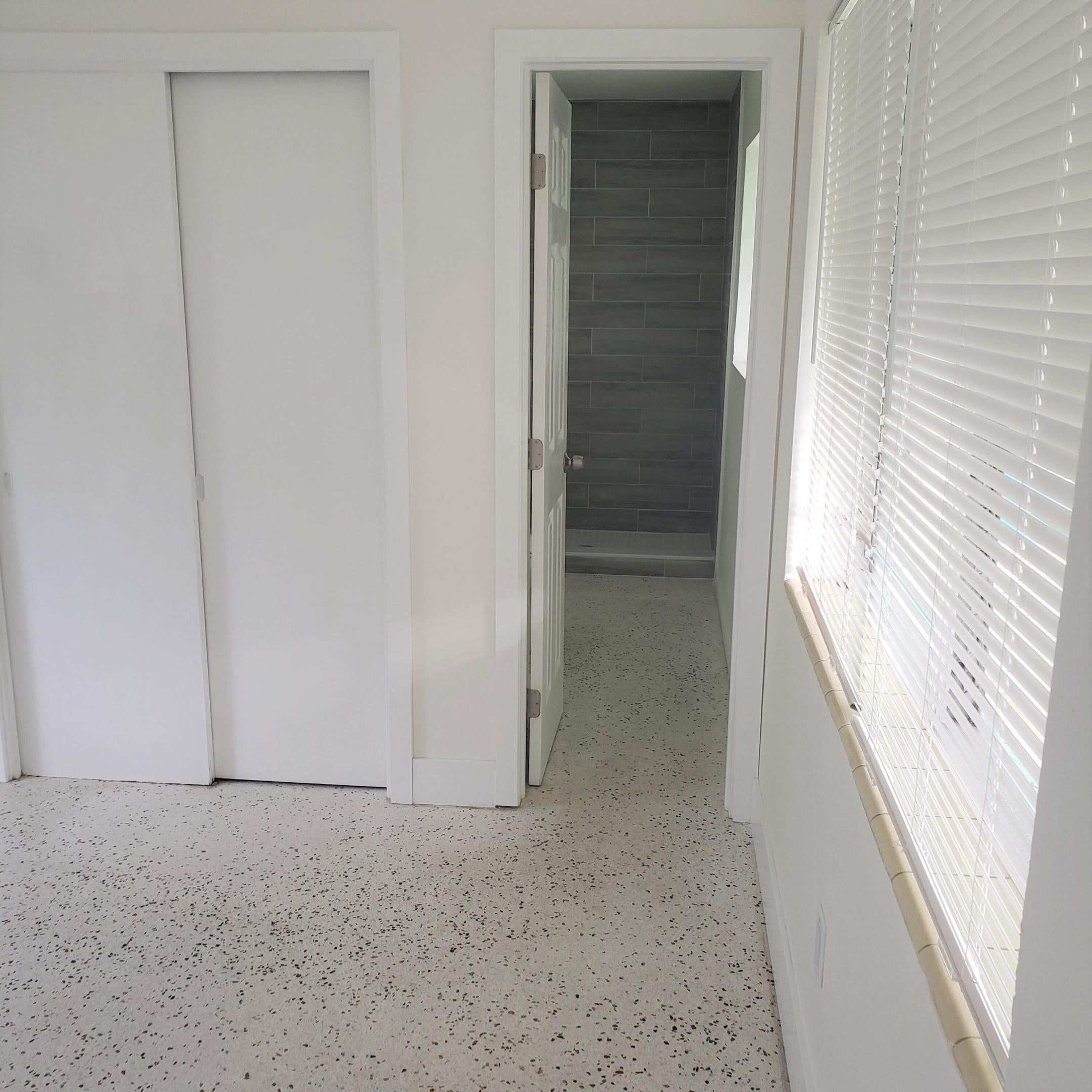 1216 Cabana Road 2