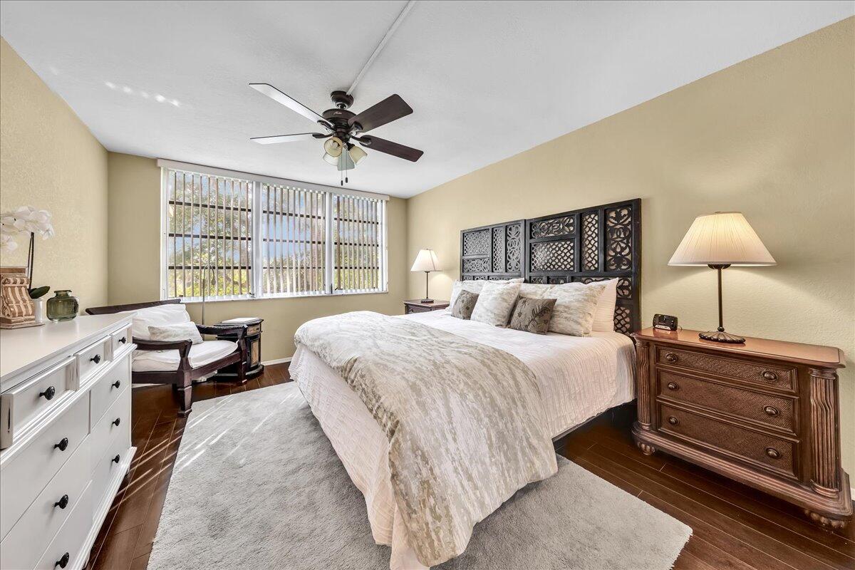 NO 123 PALM-AIRE COUNTRY CLUB - Residential