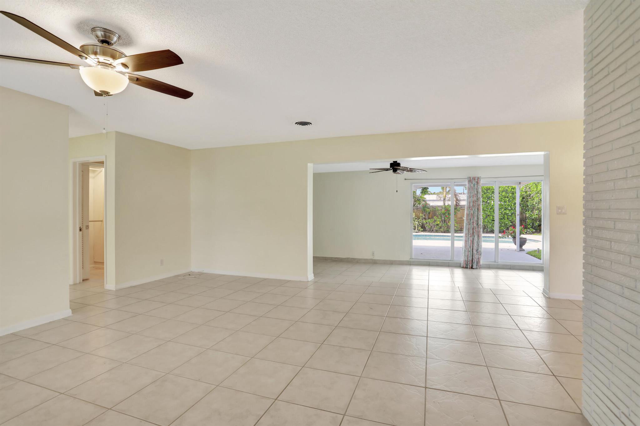 DOUGLAS PARK - Residential