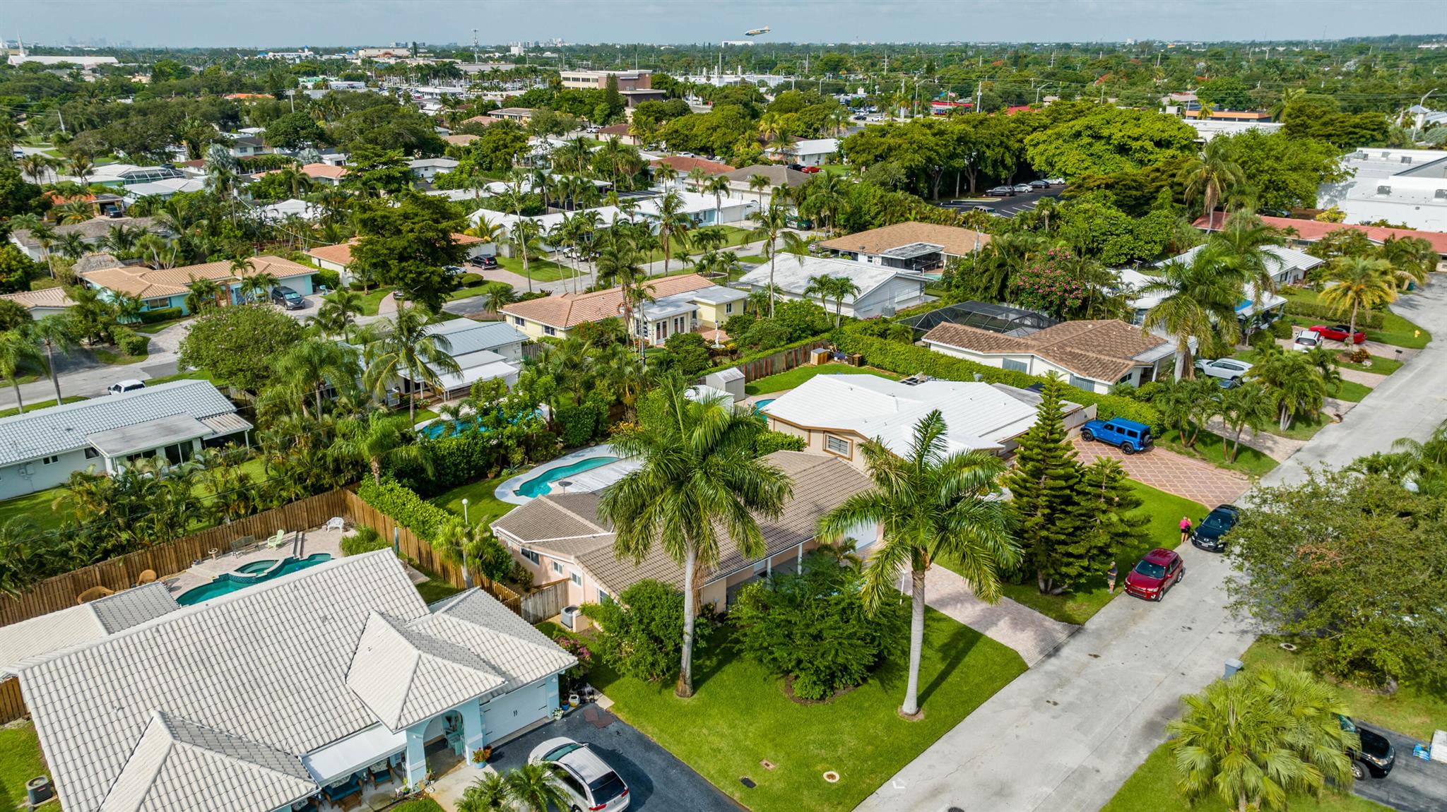 DOUGLAS PARK - Residential