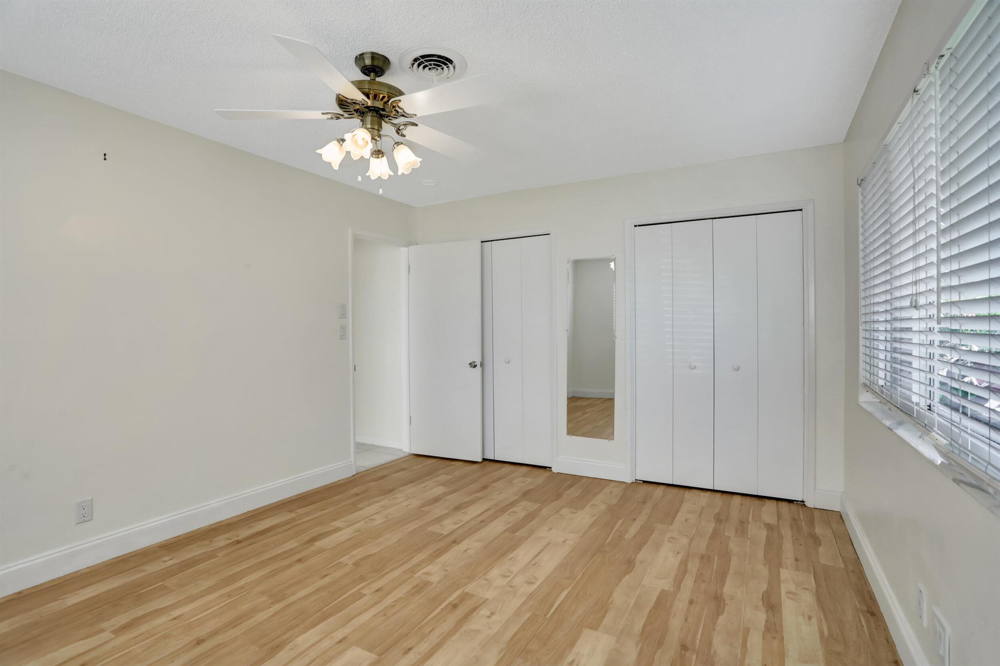 DOUGLAS PARK - Residential