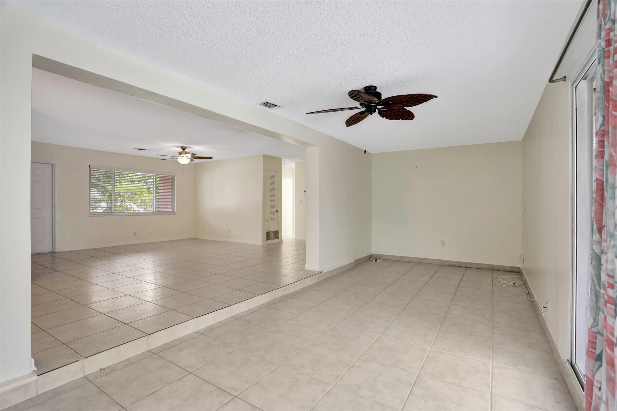 DOUGLAS PARK - Residential