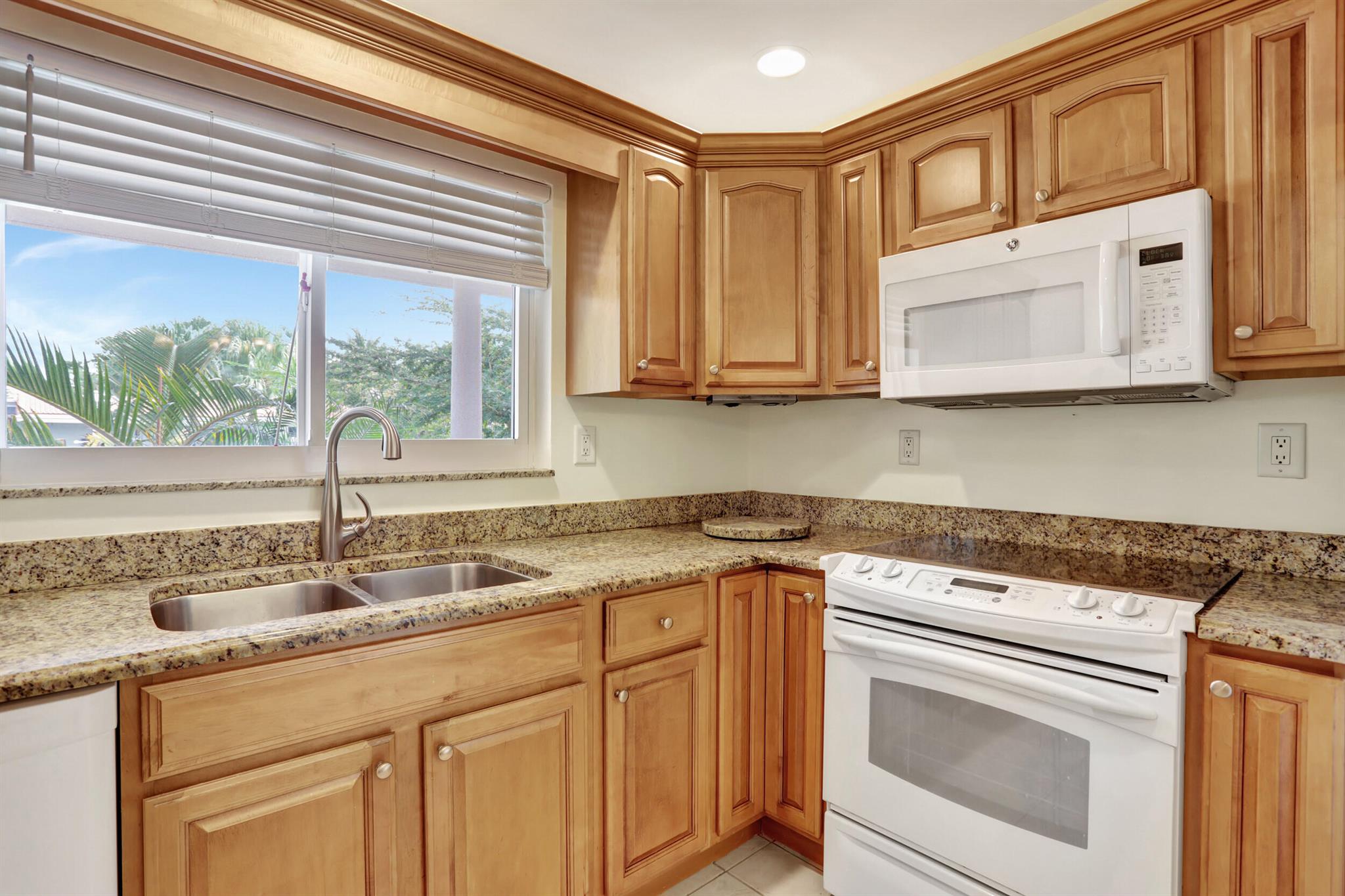 DOUGLAS PARK - Residential