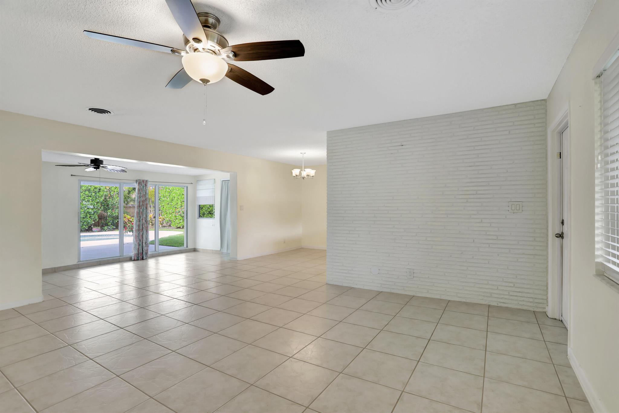 DOUGLAS PARK - Residential