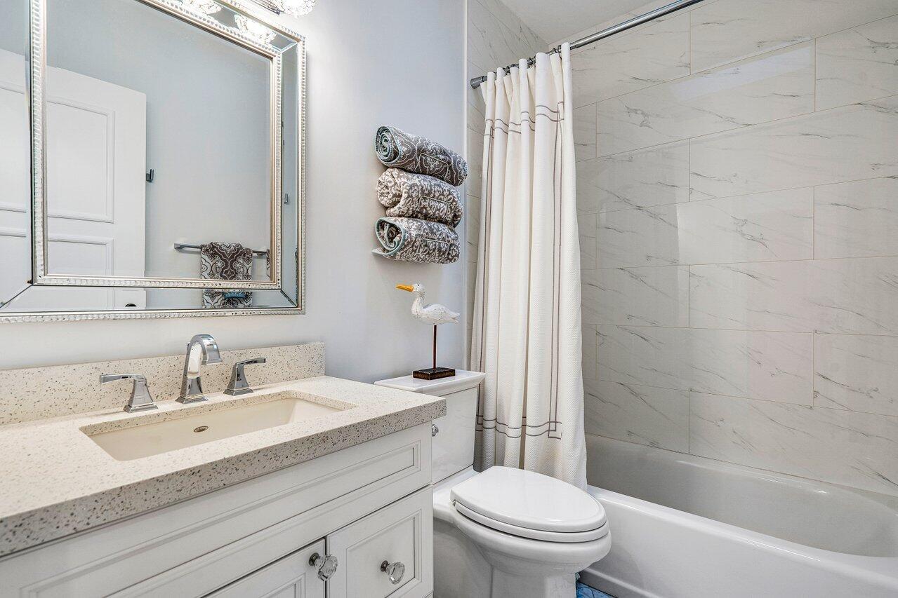 HILLSBORO SHORES SEC - Residential