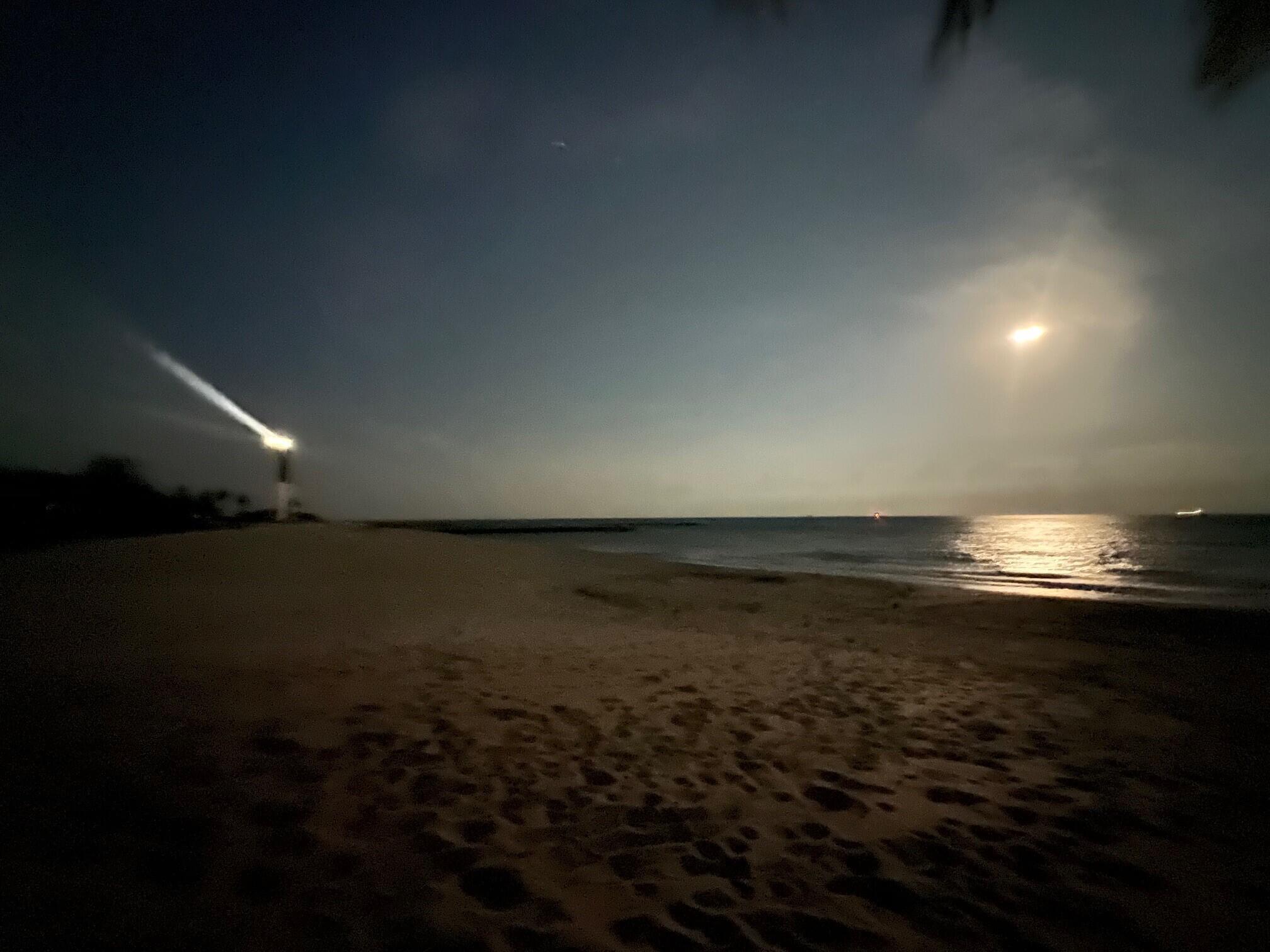 HILLSBORO SHORES SEC - Residential