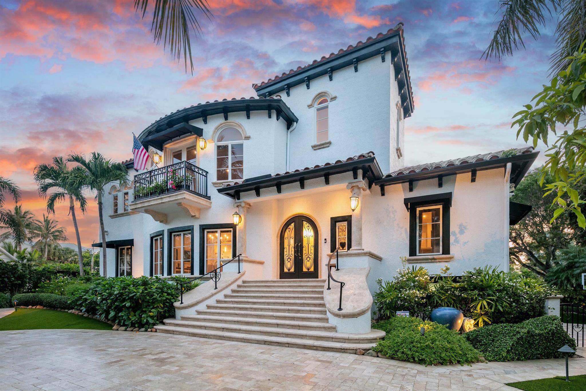 HILLSBORO SHORES SEC - Residential